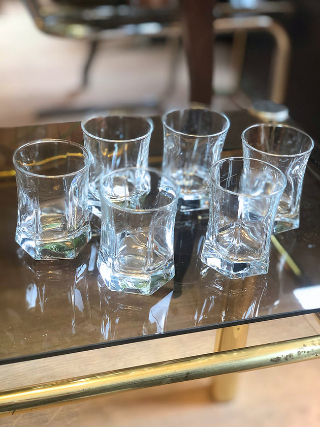 6 verres à liqueur