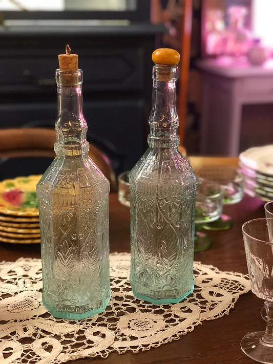 Bouteille en verre gravé