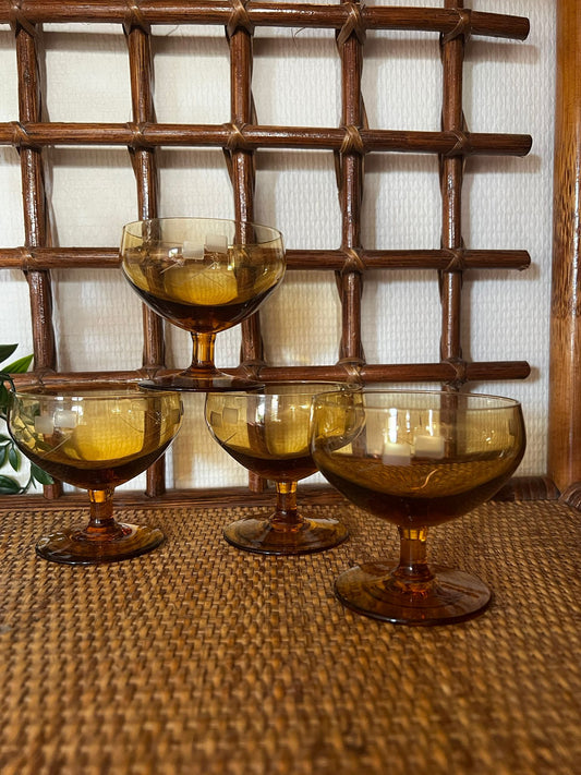 4 verres à armagnac ambrés (jaune)