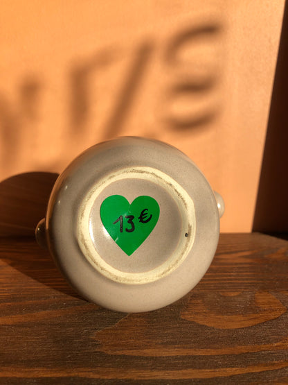 Petit pot à étiquette vintage