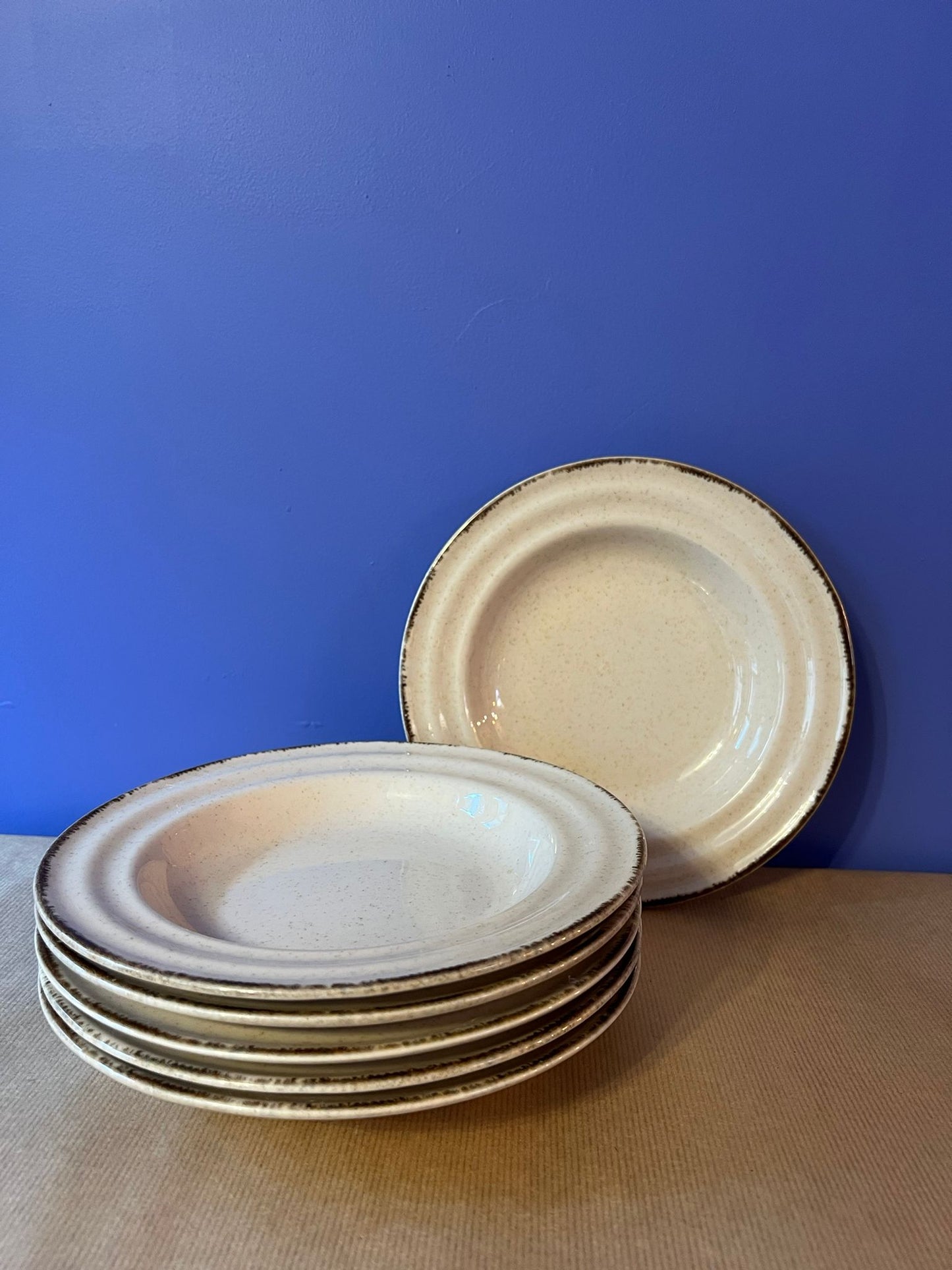 Service assiettes (plates, creuses, desserts, et bols)