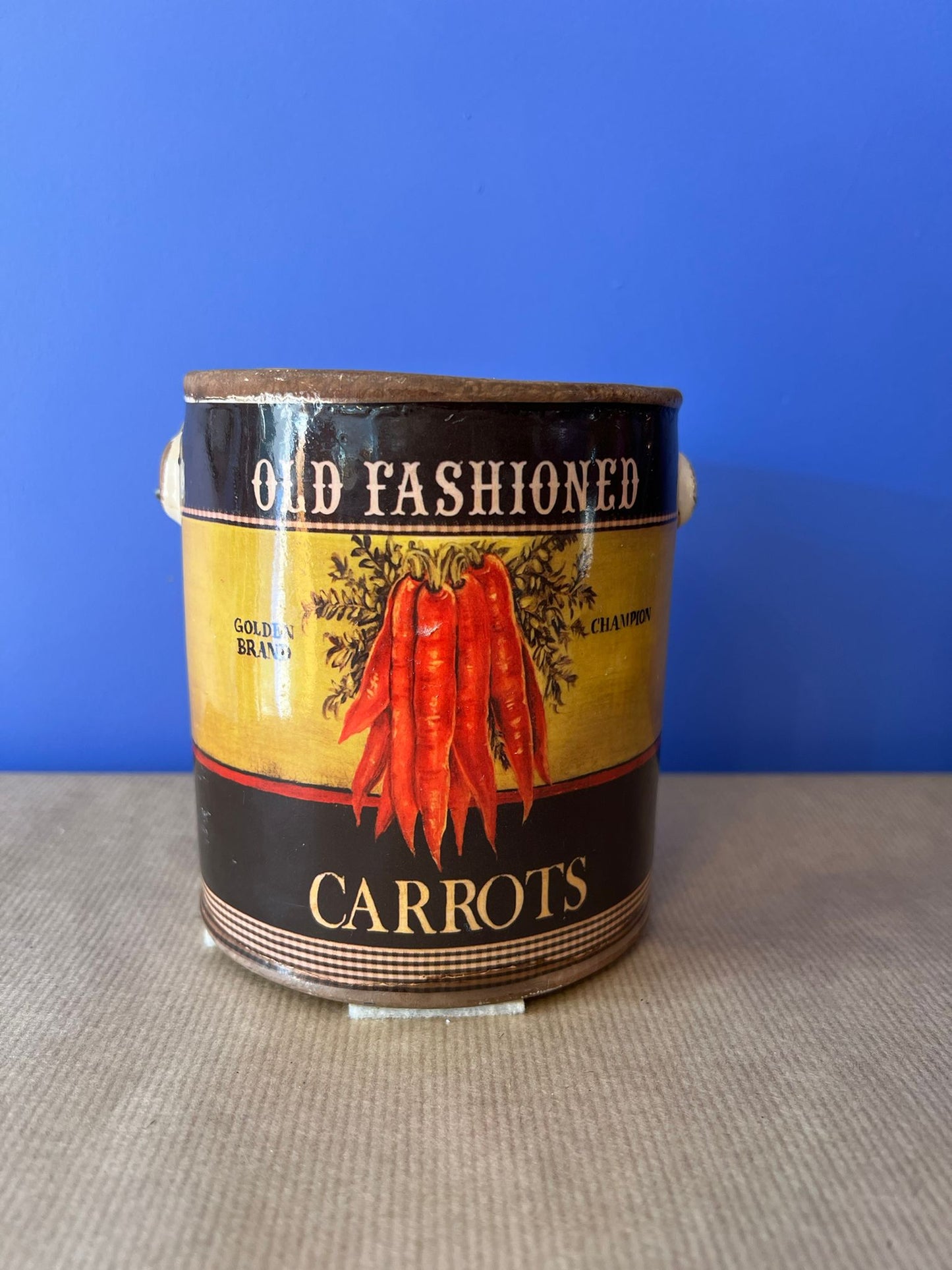 Pot en céramique carottes