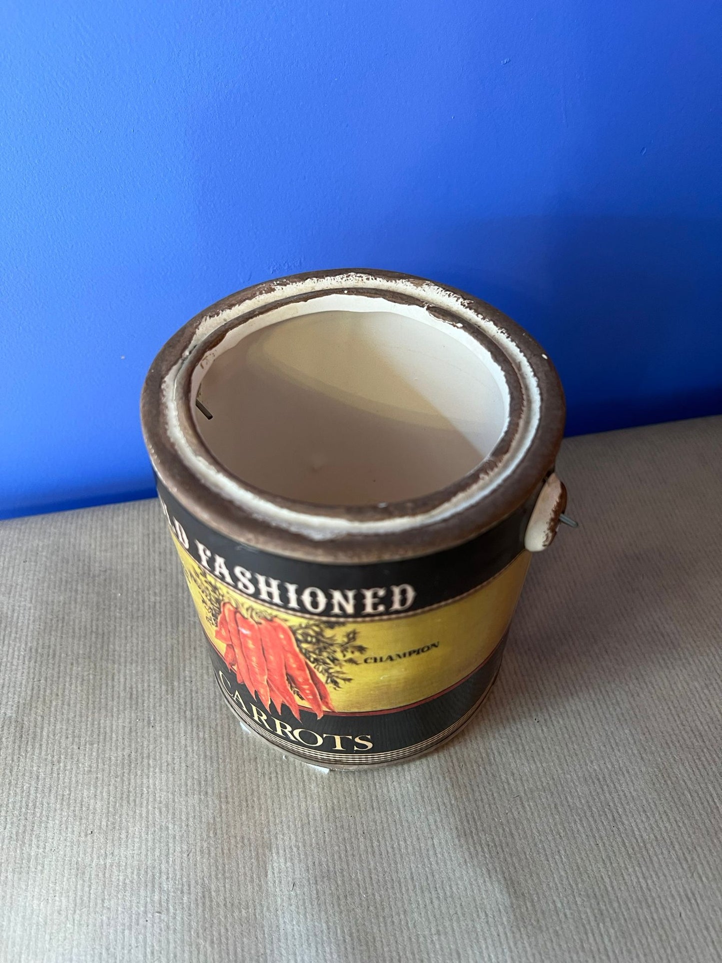 Pot en céramique carottes